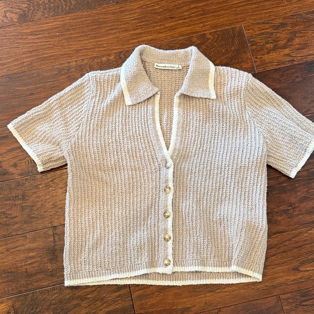 Abercrombie & Fitch Cream Cardigan Sweater